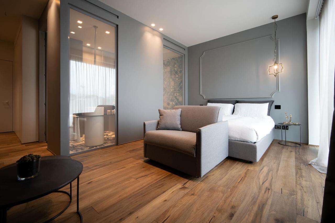 Piccola Maesta' Boutique Rooms Civitanova Marche Exterior foto